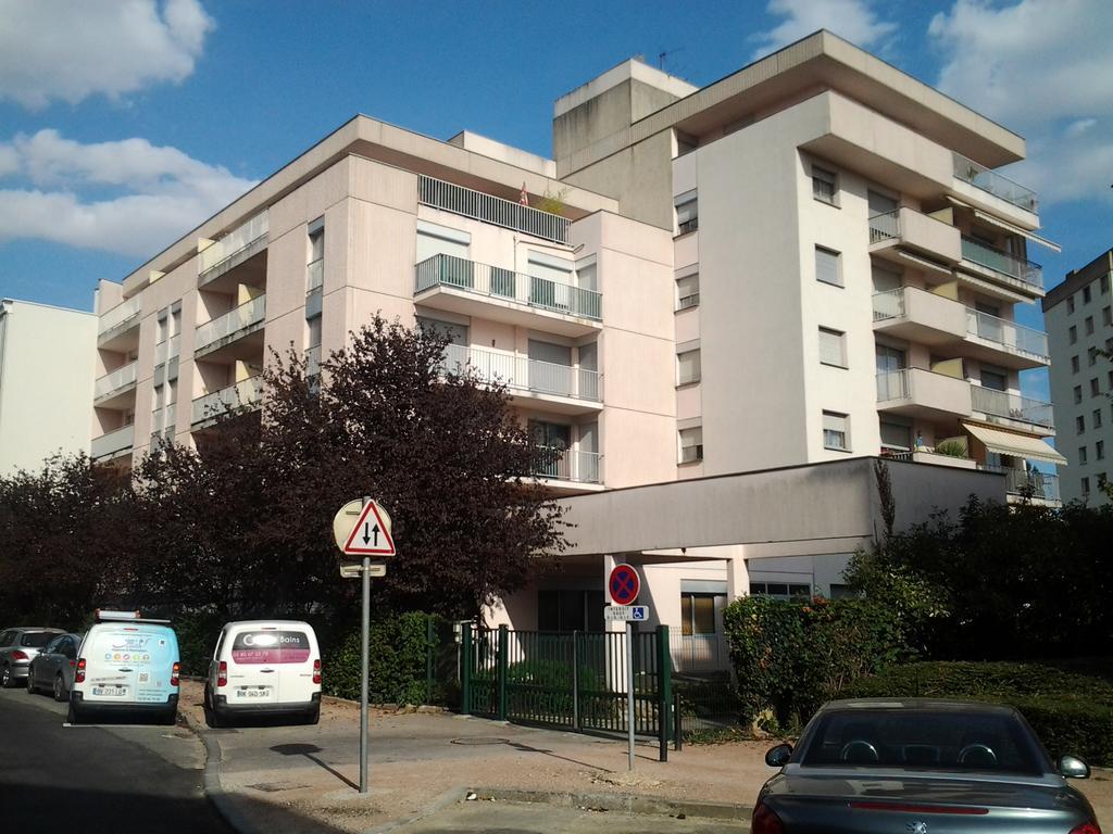 Les Burgondes Lägenhet Dijon Exteriör bild